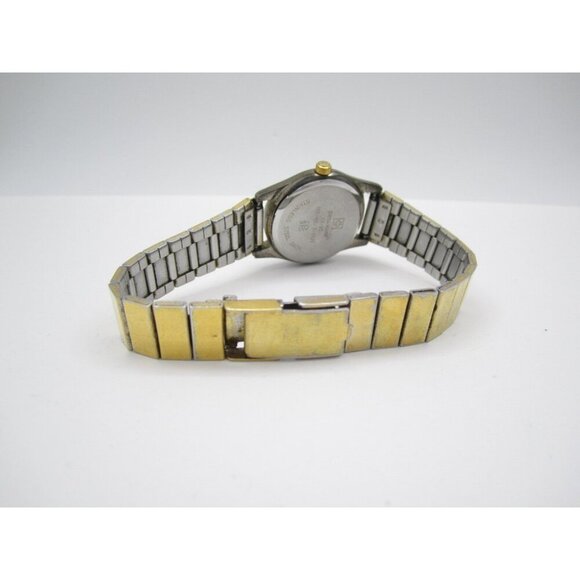 Vtg Women Regalle Swiss Quartz WR Analog 24mm Round Watch (H781) "New Battery" - Picture 10 of 10